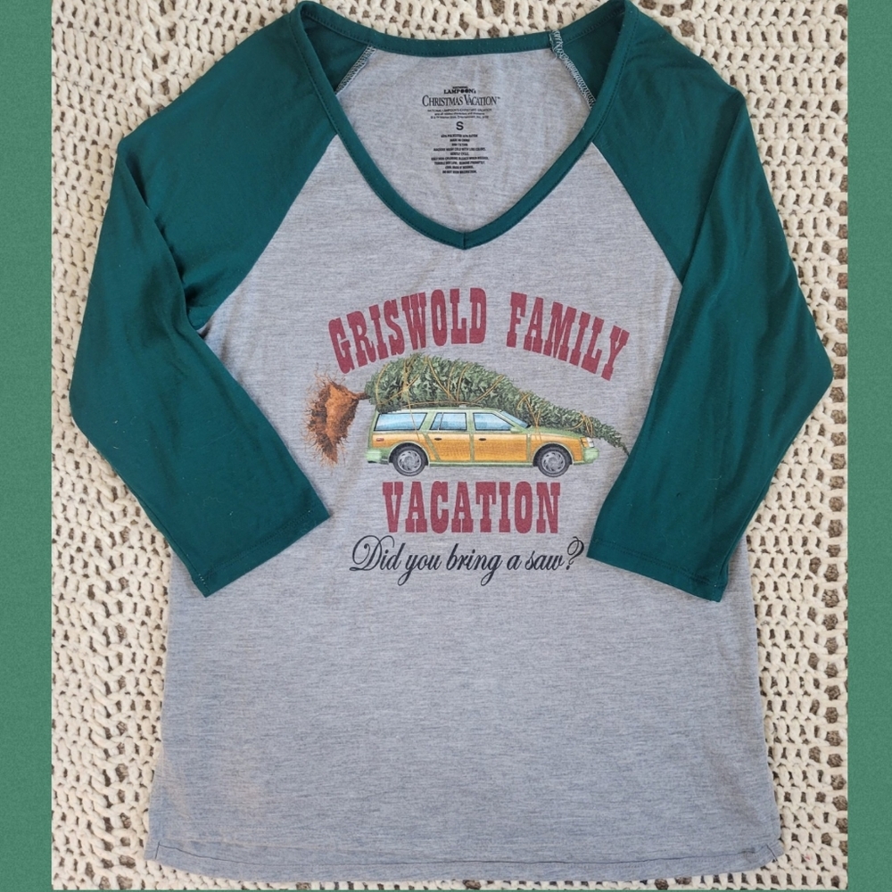 National Lampoon's Christmas Vacation 3/4 Length Sleeve Tee Women's size Small